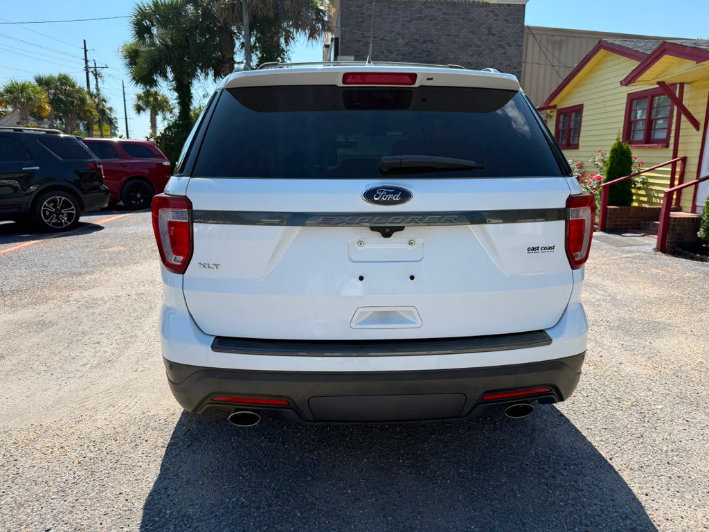 2019 Ford Explorer Image 4