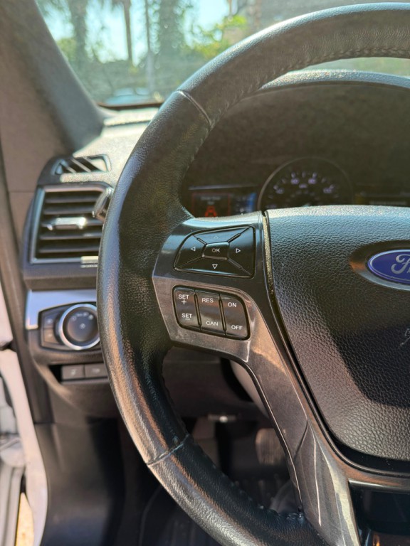 2019 Ford Explorer Image 14