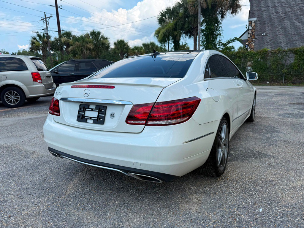 2014 Mercedes-Benz E-Class Image 8