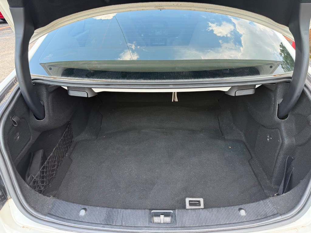 2014 Mercedes-Benz E-Class Image 10
