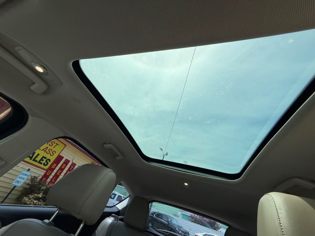 2014 Ford C-Max Image 16