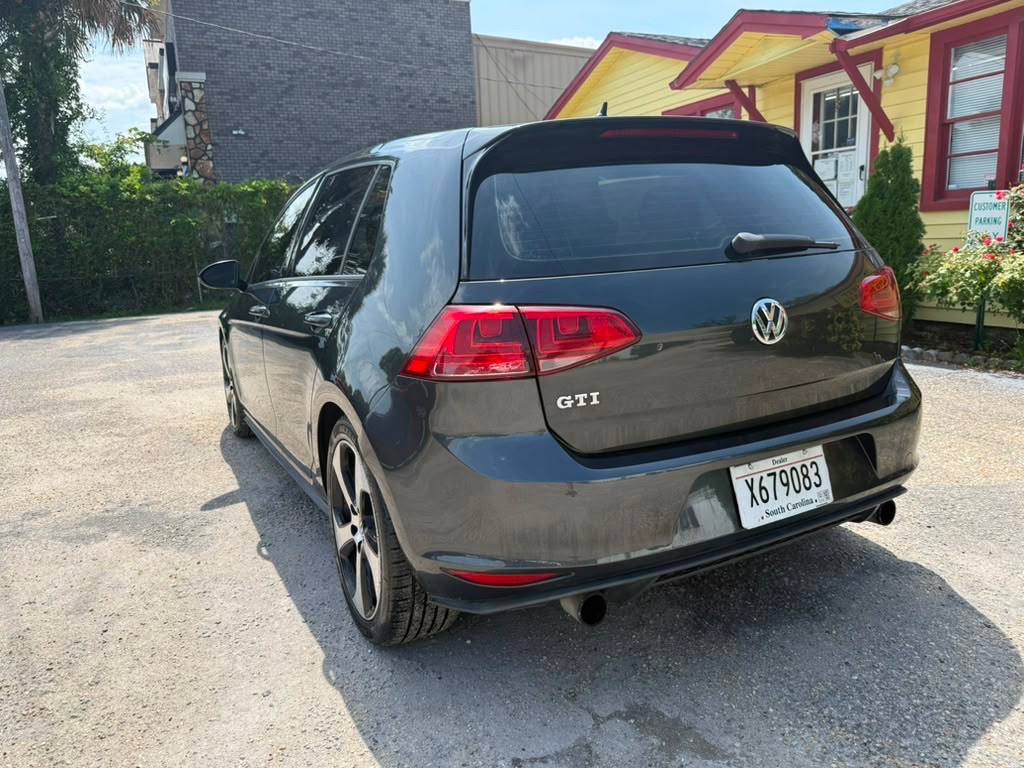 2017 Volkswagen GTI Image 6