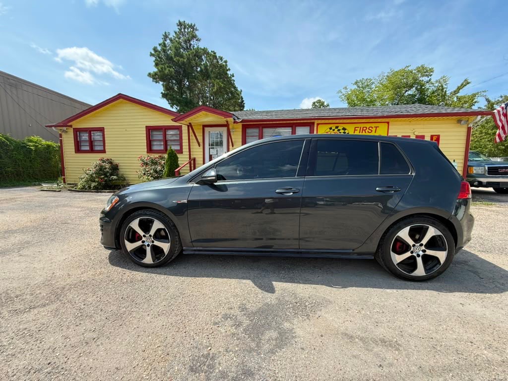 2017 Volkswagen GTI Image 7