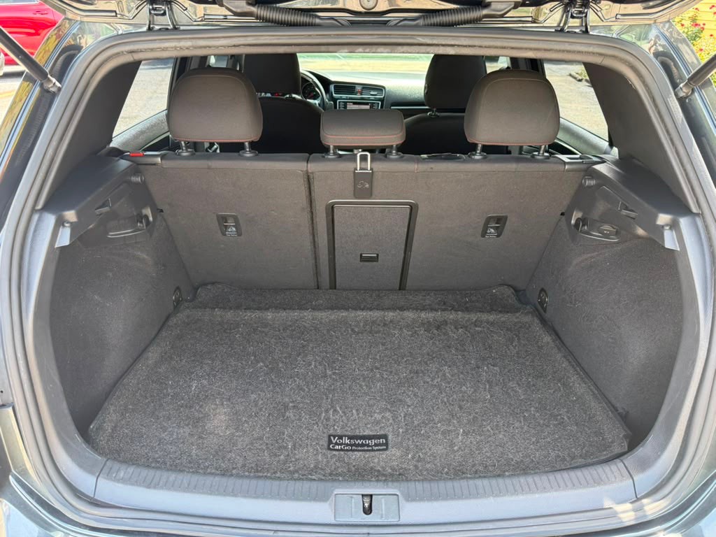 2017 Volkswagen GTI Image 15