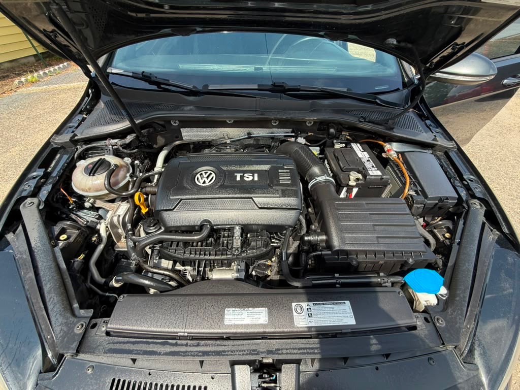 2017 Volkswagen GTI Image 20
