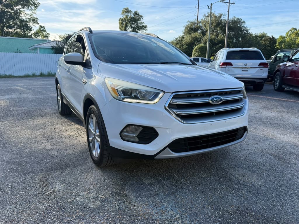 2017 Ford Escape Image 3