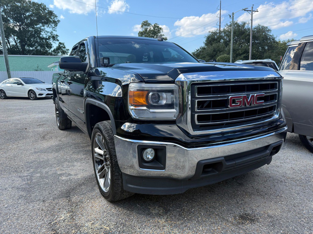 2015 GMC Sierra Image 2