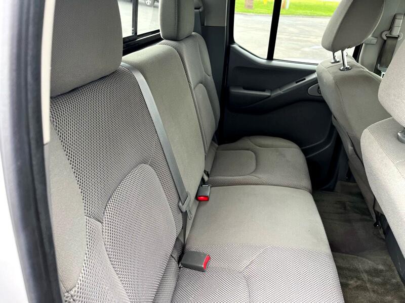 2018 Nissan Frontier Image 11