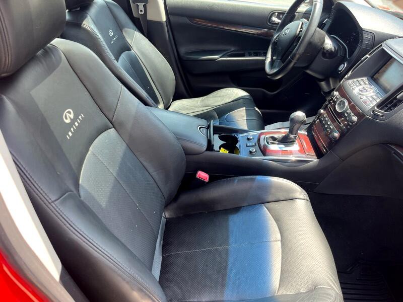 2012 INFINITI G37 Image 9