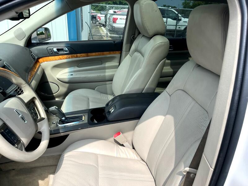 2010 Lincoln MKT Image 15