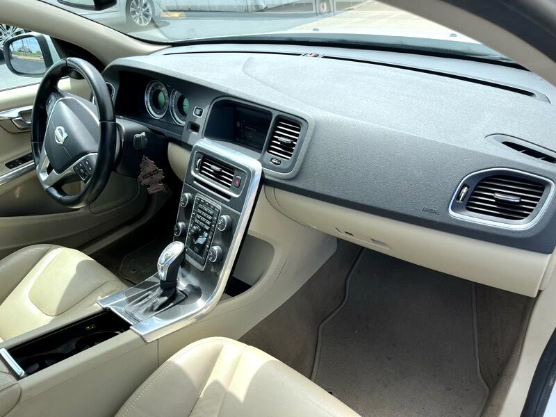 2013 Volvo S40 Image 8