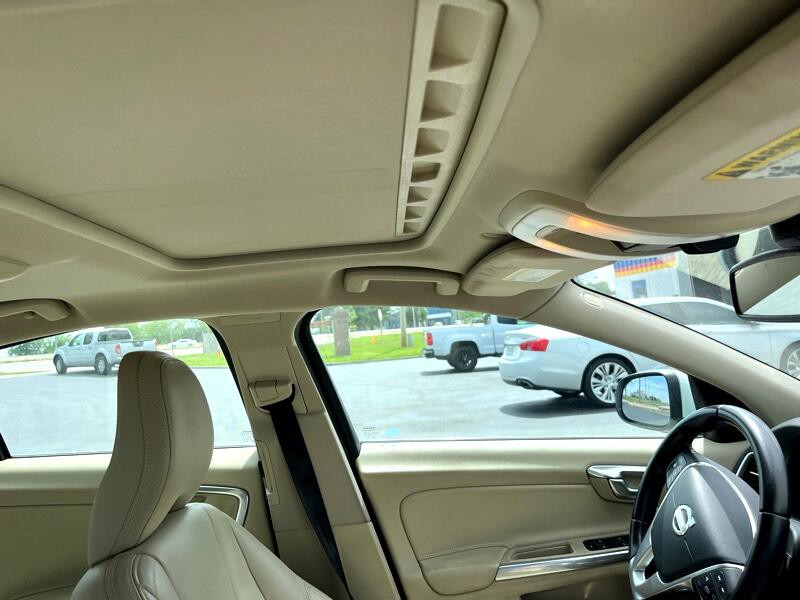 2013 Volvo S40 Image 10