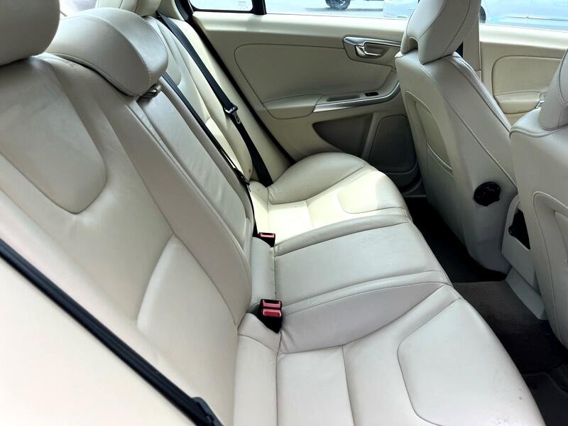2013 Volvo S40 Image 12