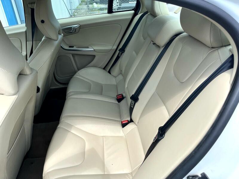 2013 Volvo S40 Image 13