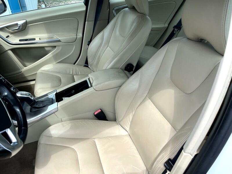2013 Volvo S40 Image 15