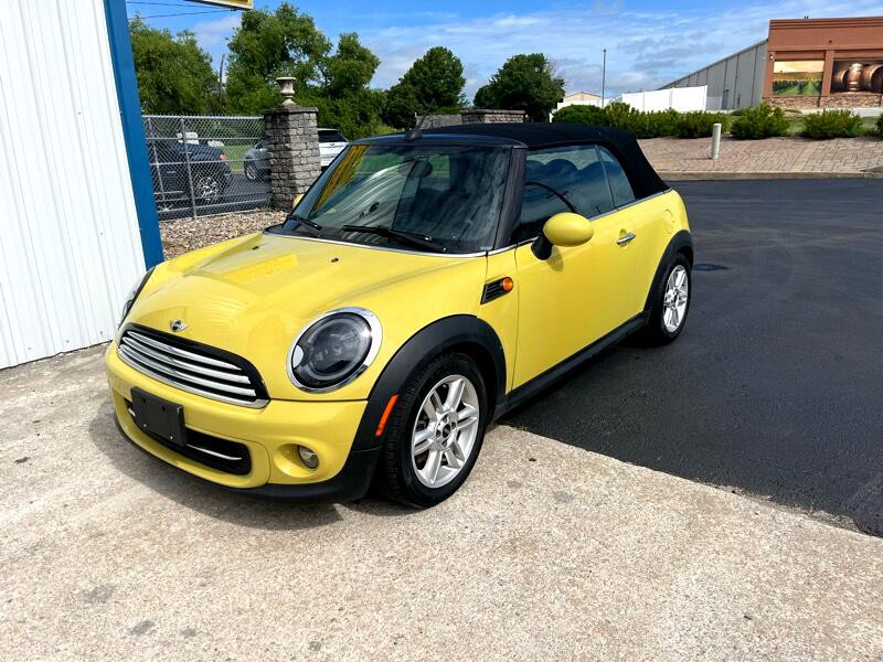 2011 MINI Cooper Image 2