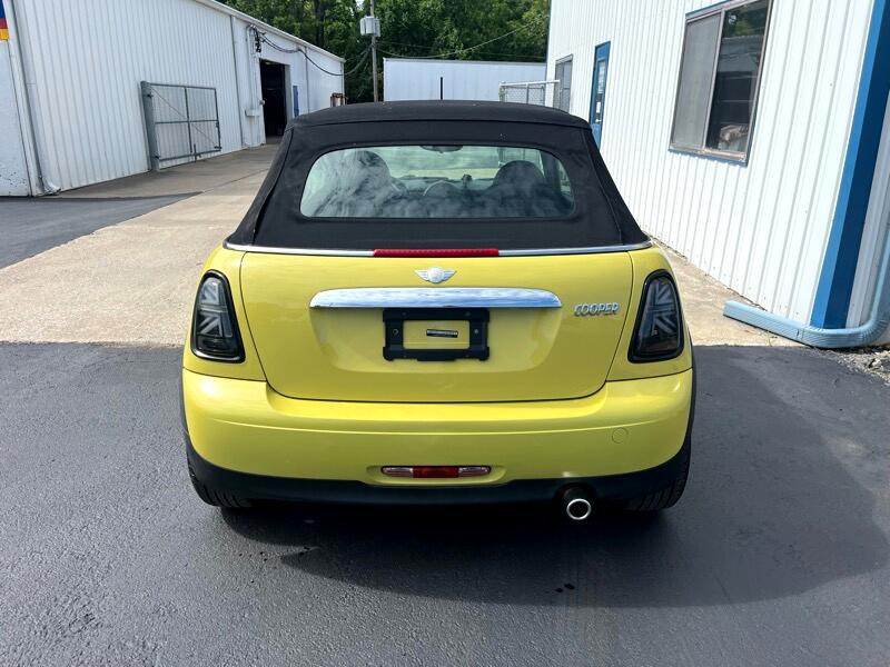 2011 MINI Cooper Image 6