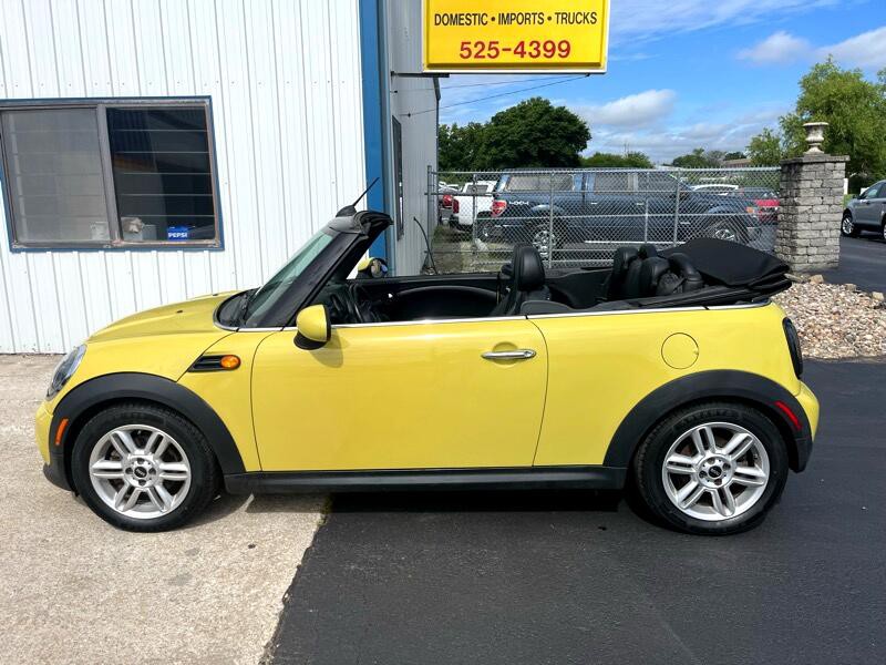 2011 MINI Cooper Image 17