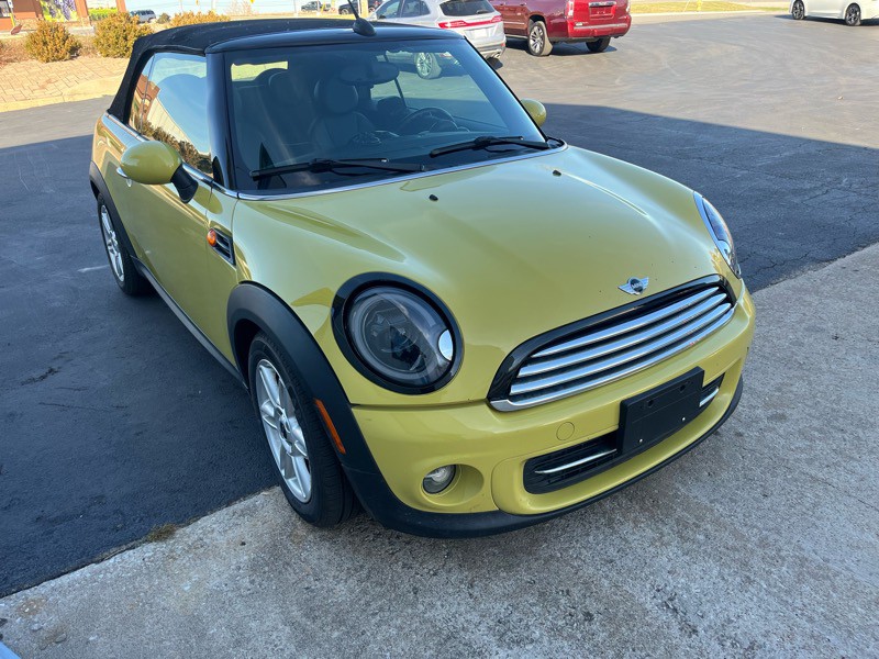2011 MINI Cooper Image 4