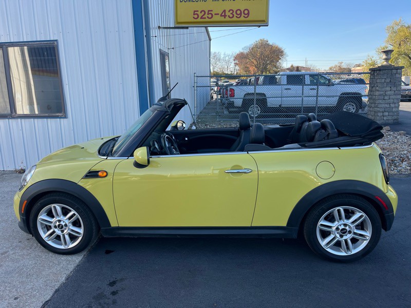 2011 MINI Cooper Image 19