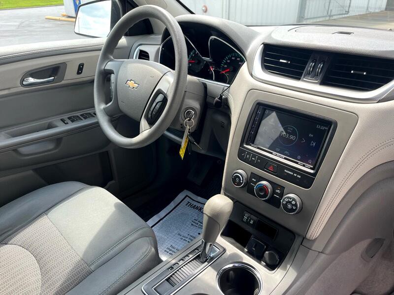 2017 Chevrolet Traverse Image 11