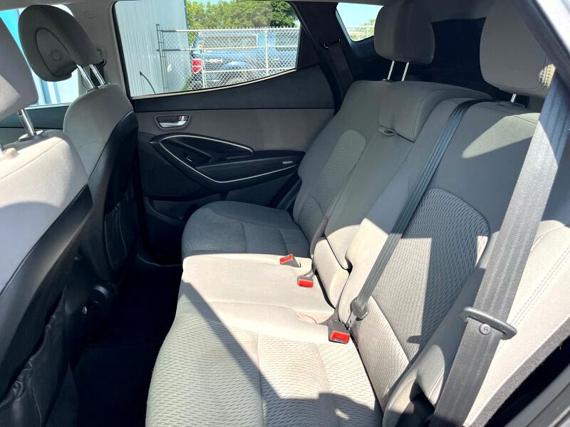 2014 Hyundai Santa Fe Image 13