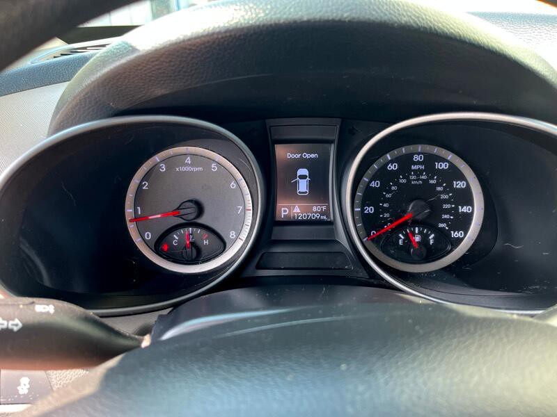 2014 Hyundai Santa Fe Image 21