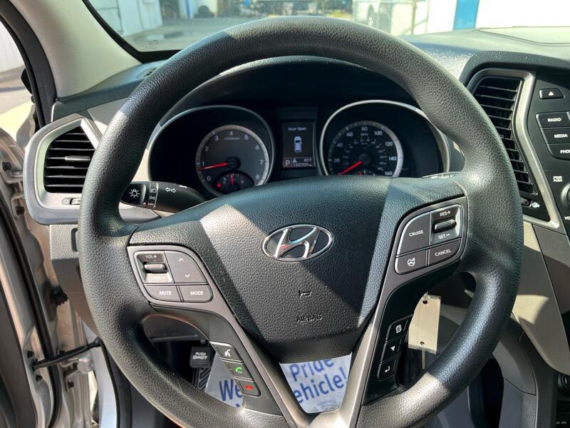 2014 Hyundai Santa Fe Image 22