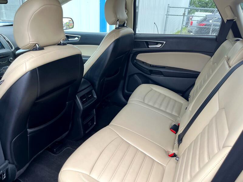 2015 Ford Edge Image 13
