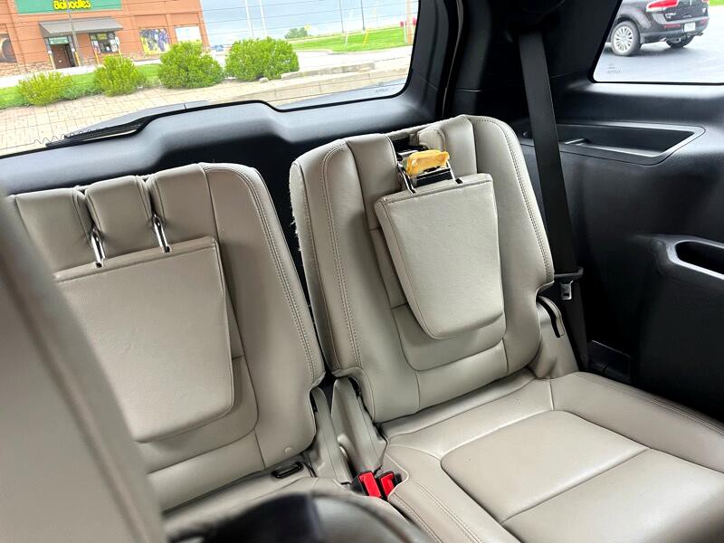 2011 Ford Explorer Image 14