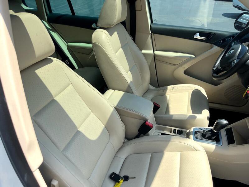 2011 Volkswagen Tiguan Image 9