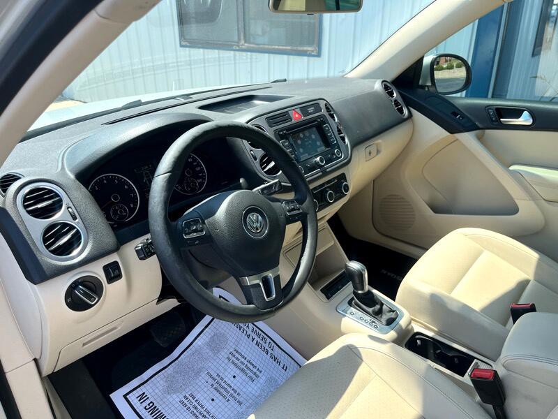 2011 Volkswagen Tiguan Image 14