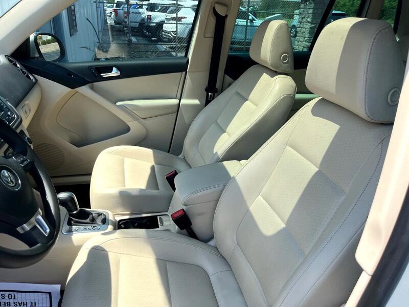 2011 Volkswagen Tiguan Image 15