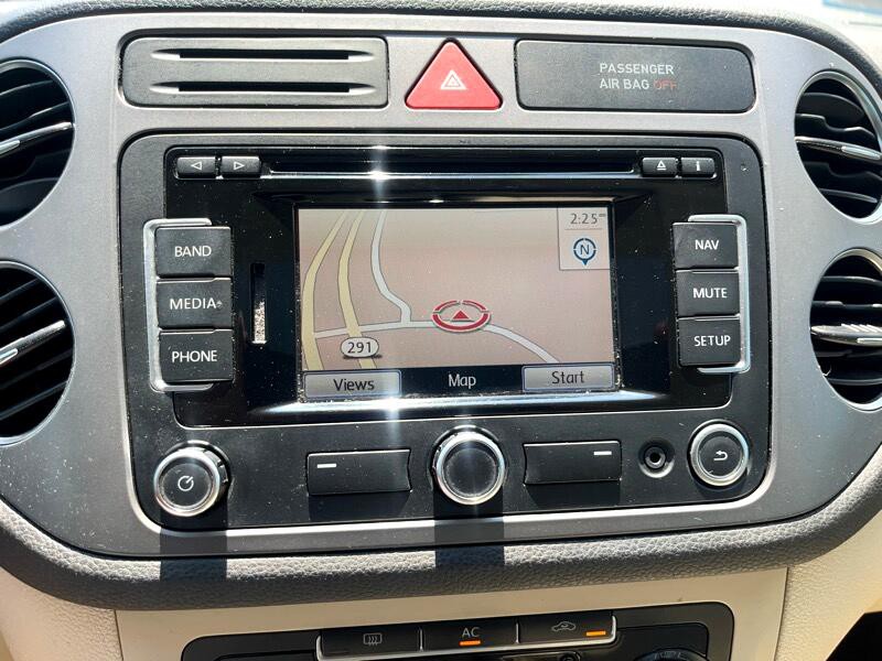 2011 Volkswagen Tiguan Image 17