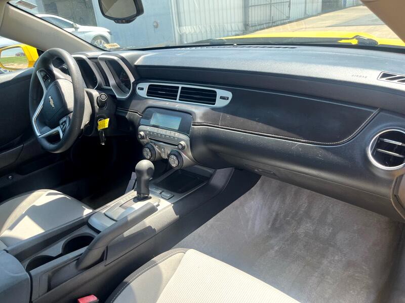2012 Chevrolet Camaro Image 8