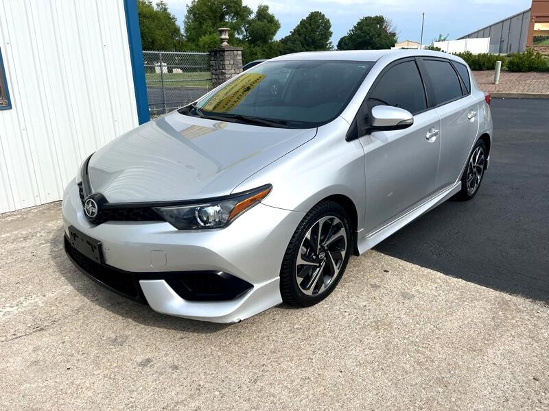 2016 Scion iM Image 2