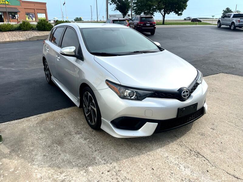 2016 Scion iM Image 4