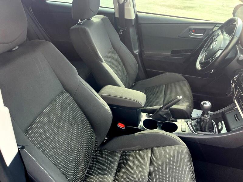 2016 Scion iM Image 10