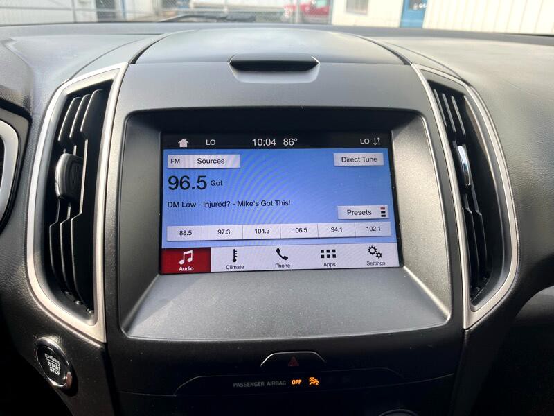 2019 Ford Edge Image 17