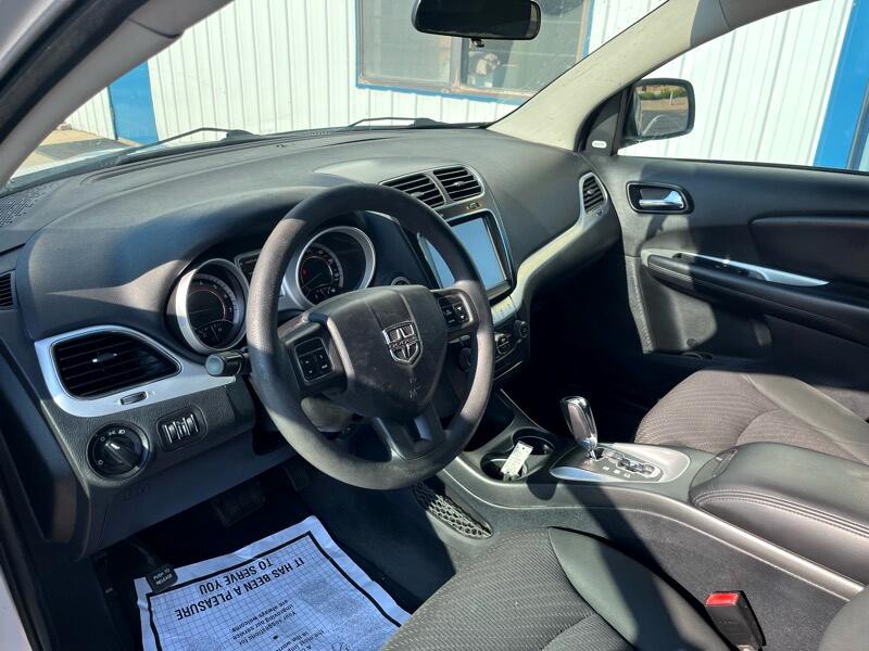 2011 Dodge Journey Image 13