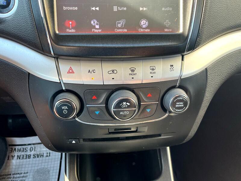2011 Dodge Journey Image 16