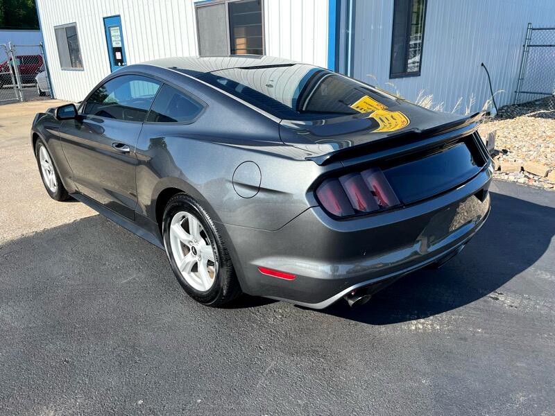 2017 Ford Mustang Image 7
