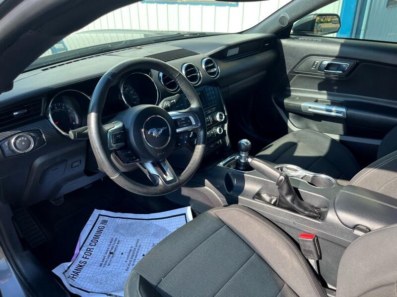 2017 Ford Mustang Image 12