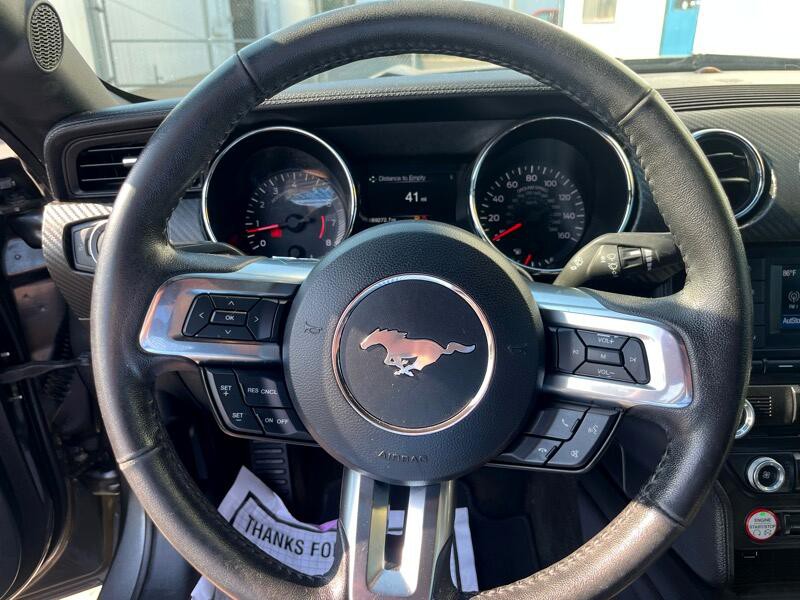 2017 Ford Mustang Image 18