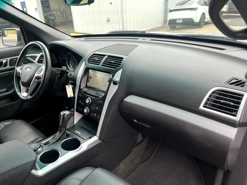 2014 Ford Explorer Image 9