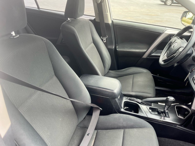 2016 Toyota Rav4 Image 10