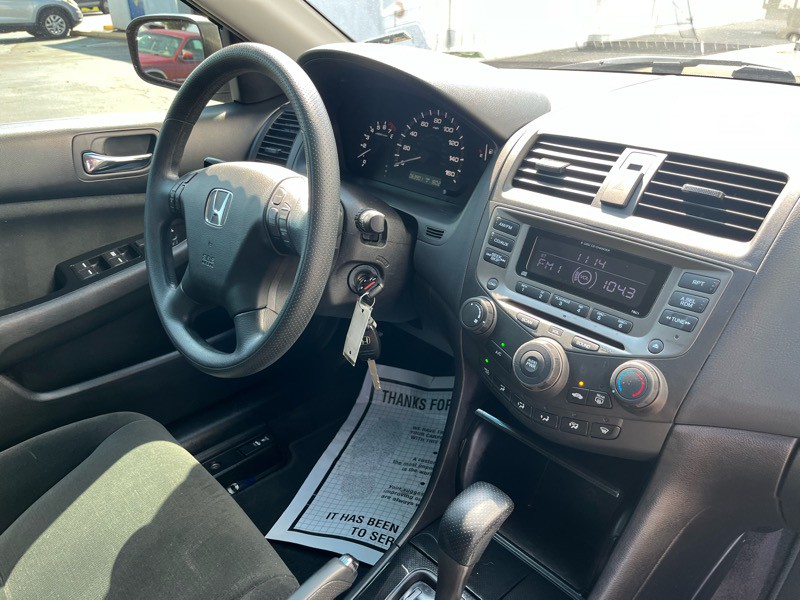 2006 Honda Accord Image 10