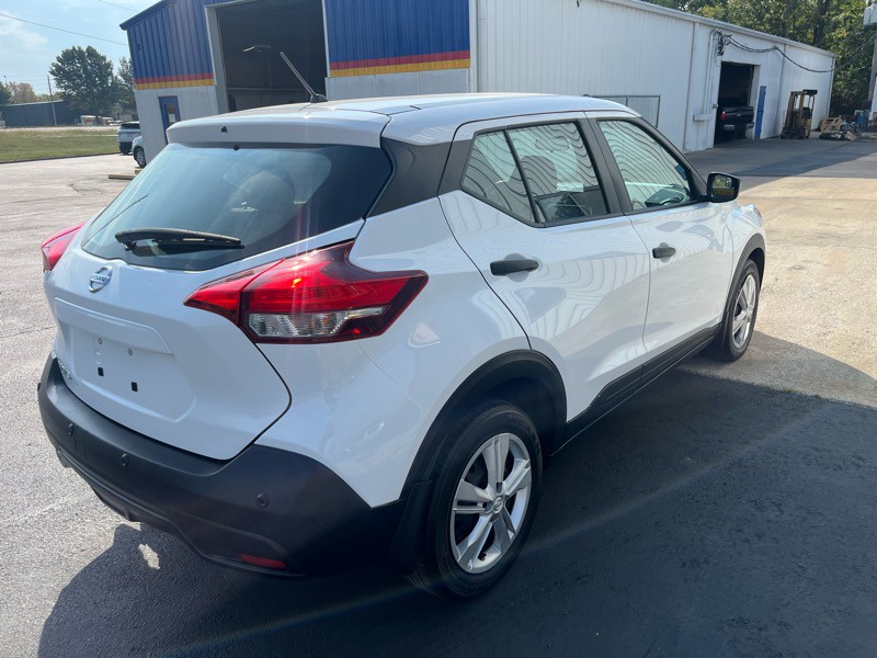 2020 Nissan Kicks Image 5