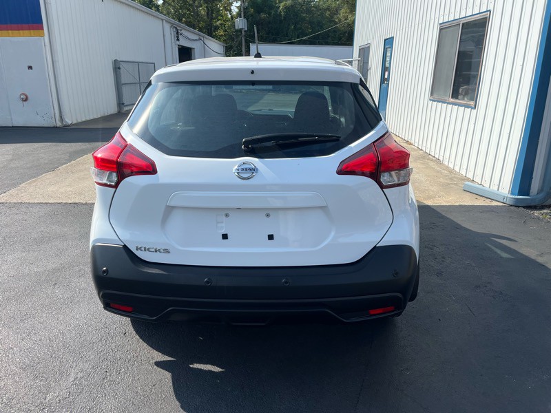 2020 Nissan Kicks Image 6