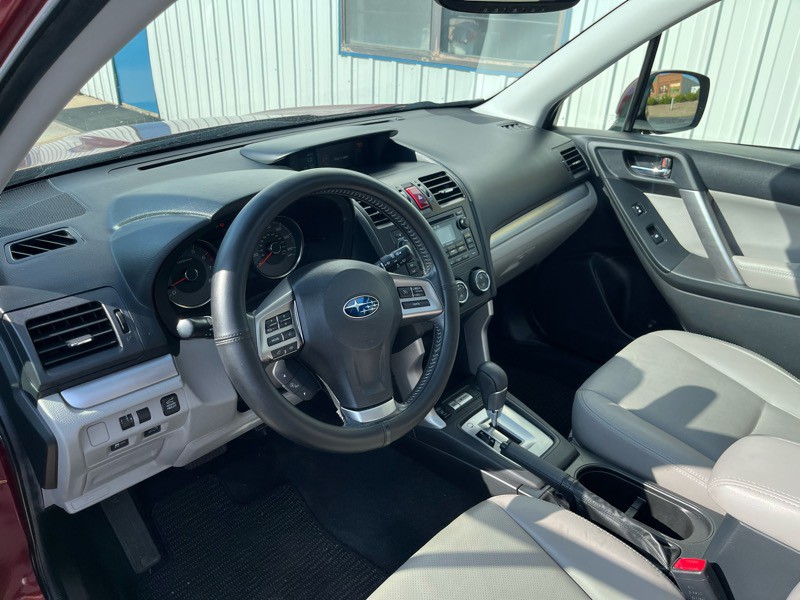 2014 Subaru Forester Image 14